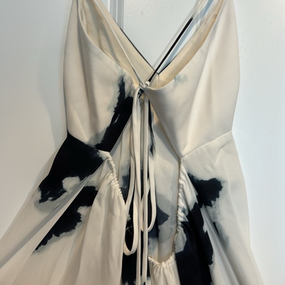 Wilfred flowy low back dress. - Picture 2 of 6